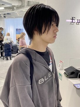 ユーフォリア 渋谷グランデ(Euphoria SHIBUYA GRANDE) レディースショートのようなメンズスタイル