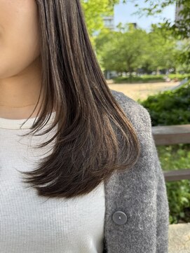 サル(saru) #レイヤーカット × #オリーブベージュ