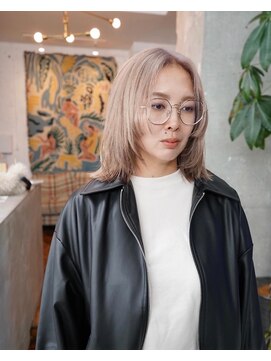 アペロ 柏(Apero) ハイトーンベージュ☆ブリーチカラー