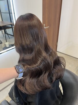 クオン 伊勢崎(QUON.) ラベンダーブラウン