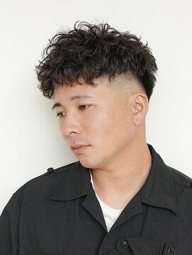 ログ(LOG) シャドウパーマ メンズショート フェードカット 高松