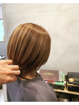 シティラボ(city Labo) 外ハネウルフスタイル×3Dカラーリング