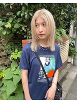 ルーム(Loom.)&nbsp;顔わまりレイヤー　ブロンドカラー