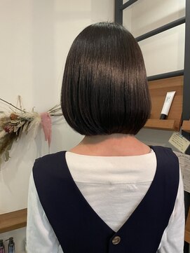 ウル(ulu) 髪質改善ストレート／ボブ