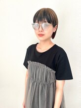 ヘアー キュート(hair CUtE) アウターカラーはベージュ！ツートン耳かけコンパクトボブ！