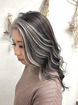 リングバイモアムー(Ring by Moremuu) issy ベリースペシャルハイライト