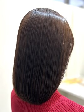イレス 札幌駅前(IRESU) 髪質改善/縮毛矯正/美髪/艶髪/髪質改善トリートメント/酸性矯正