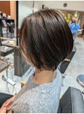 アッシュベージュ×シースルーショートボブ