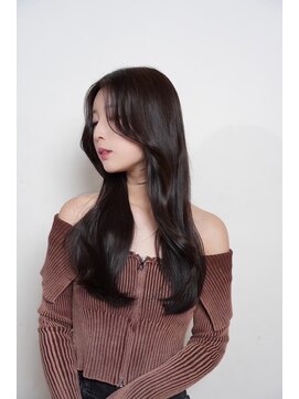 ミニョン(mignon) 韓国/ダブルカラー/ブリーチ/ピンク/学割U24/新越谷/南越谷/草加