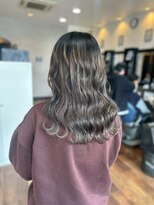 ヘアーワークス ボナ(HAIR WORKS bona.) クールな印象引き出す◎シルバーグレーグラデ/ハイトーン