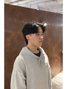 ウノプリールヴァモス(unopulir Vamos) マッシュウルフセンターパート