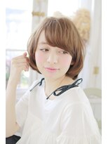 ラリラモーヴ&nbsp;重めの中に束間を感じるゆるふわパーマ