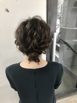 ロク 高田馬場(lok)&nbsp;コテゆるウェーブシニヨン【ロク高田馬場】あらい