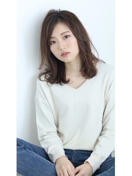 アイズ ヘアー メイク(I's hair make) ミディアム ナチュラル 内外ワンカールミックス