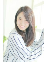 オティアプラスエヌ(OTTIA+n)&nbsp;20代30代40代　とけ込ませるような抜け感ロング【松山】＃107