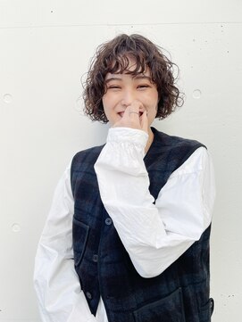 ナループロアオハナ(Nalu pu loa ohana) 大きめカールのボブパーマ！