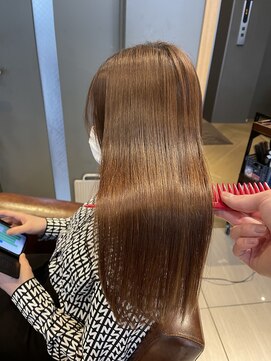 ロアナ 六本木(LOANA ROPPONGI) やわらか仕上げの縮毛矯正!(保湿ver.)