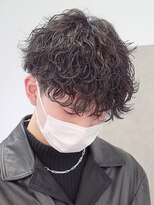 フィフス 原宿(fifth)&nbsp;波巻きツイストスパイラルパーマツーブロック無造作束感マッシュ