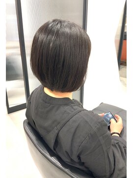 ルルディ バイ アフロディーテ銀座(luludi by APHRODITE) 黒髪/グレーベージュ/レイヤーロング/前髪パーマ/銀座