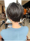 メルティカラーセクシーミディホワイトクレージュ外ハネボブ田邊