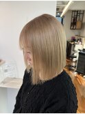 ミルクティーベージュ