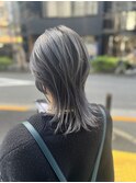 ウルフカット　グレーカラー