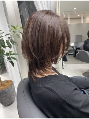 毎朝のお手入れまで考え抜き、いちばんしっくりくるヘアスタイルをご提案します。