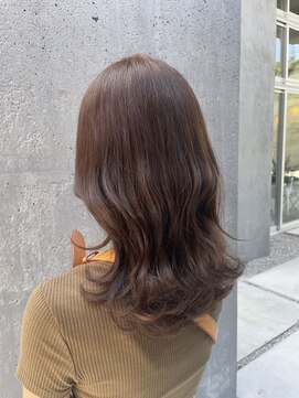 エムサロン ルームス(emusalon Room's) 【Rina】レイヤー×ベージュカラー
