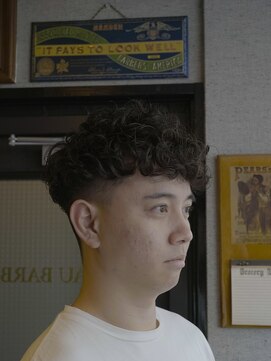 ダウバーバーショップ(DAU BARBER SHOP) スペインカール