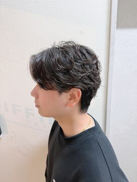 コワファーストナガサキシャンプーボーイ(COIFF1RST NAGASAKI SHAMPOO BOY) フェザーパーマ　メンズサロン　ショート　カット　韓国　長崎