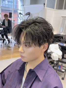 オーバルバイアピッシュ(OVARL by apish) 縦落ちツイストシャドウパーマニュアンスセンターパートメンズ