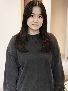 ウィム(wim) " レイヤーカット "/顔周り/シースルーバング/ザクザクレイヤー