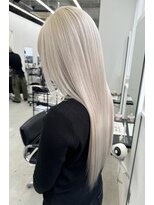 エゴル ナゴヤサカエ(ENGOL NAGOYA SAKAE)&nbsp;新美蓮/ホワイトベージュ/ハイトーンロング/ハイトーン