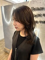 ヴィサージュプラス(VISAGE plus)&nbsp;抜け感たっぷり大人ミディアムレイヤー