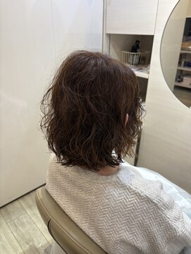 ドットアンドドット(dot&dot...) パーマ