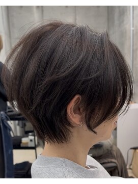ルム 立川(Lum.) 立川 似合わせカット ハンサムショート ブラウンカラー