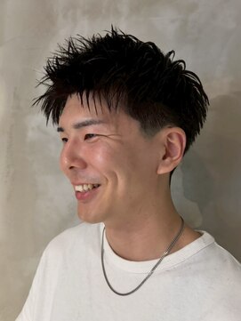 キリ 逗子(kiri) 逗子葉山スパイキーショートアップバング眉毛メンズショートM305