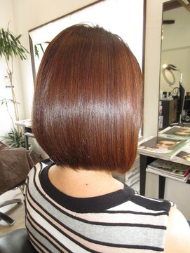 コア フィール ア デイ(COIFFURE A DAY) 【見附今町】M3Dボブ