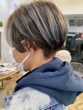 ロミー 本厚木(ROMMY.) 本厚木で本格的ショートバレイヤージュ