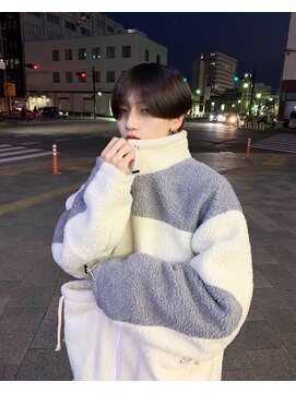 シン(syn) 前髪長めマッシュ センターパート