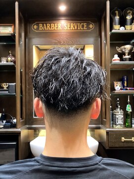 ヒロギンザバーバーショップ 大宮店(HIRO GINZA BARBER SHOP) フェード ツイストスパイラルパーマ