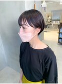 耳掛けショート、マッシュショート、アッシュブラウン
