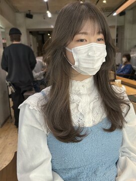 アワー(OUr-) オリーブカラー、顔まわりカット