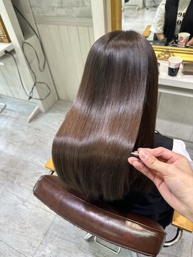 グロウ(grow) 髪質改善アルカリ酸熱トリートメント