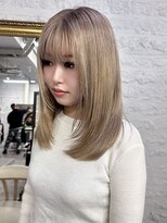 リア(riah)&nbsp;艶色/透明感カラー/ハイトーンベージュ/セミロング/外国人風