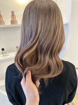 ディスカバード(Discovered) ピンクベージュ