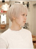 ホワイトブロンド/ホワイトショート/金髪ショート/ホワイトヘア