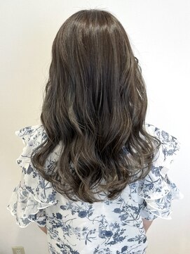 アルティーナプライベート(altina PRIVATE) 筋感グレーハイライト