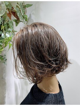 ハナワ エビス トウキョウ ヘアーサロン(HanaWa ebisu tokyo hair salon) 大人女子に捧げる【ボブ×外ハネ】こなれヘア