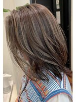 ネックス 表参道本店(nex)&nbsp;nex表参道　くびれミディ　ラベンダーカラー　イメチェン